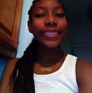 Meet your Posher, Lyn